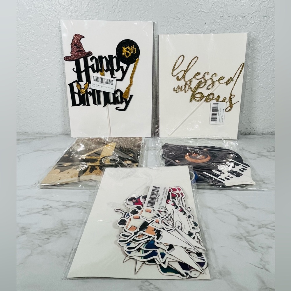 5 Piece Miscellaneous Birthday Decorations - Picture 2 of 7